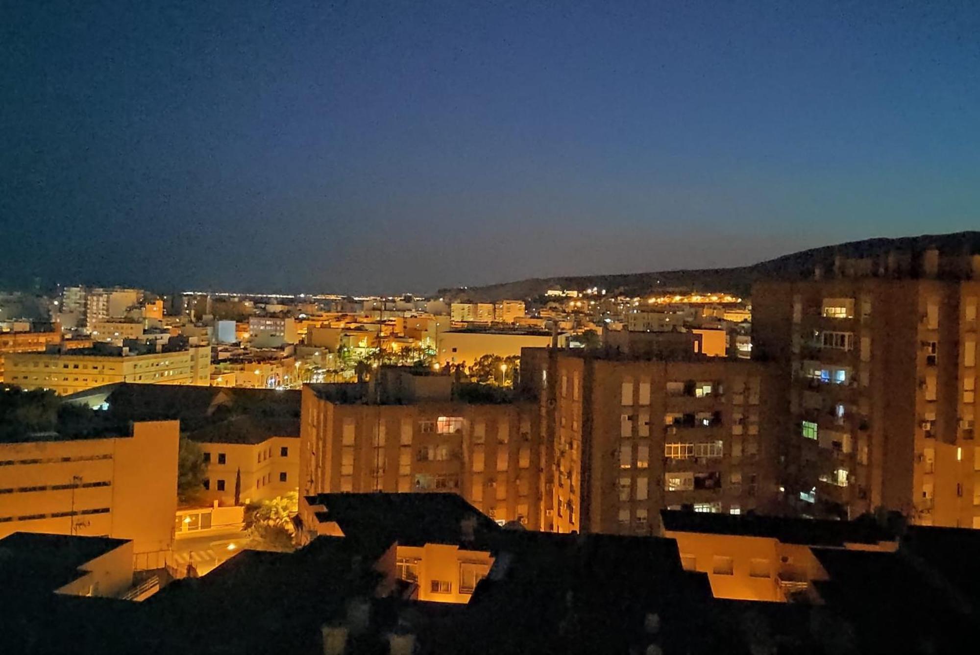 Piso Antonio Cano Almería Camera foto